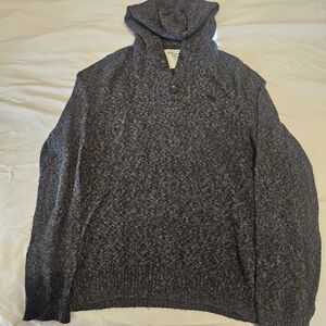 Men's Gray Sweater with Hood